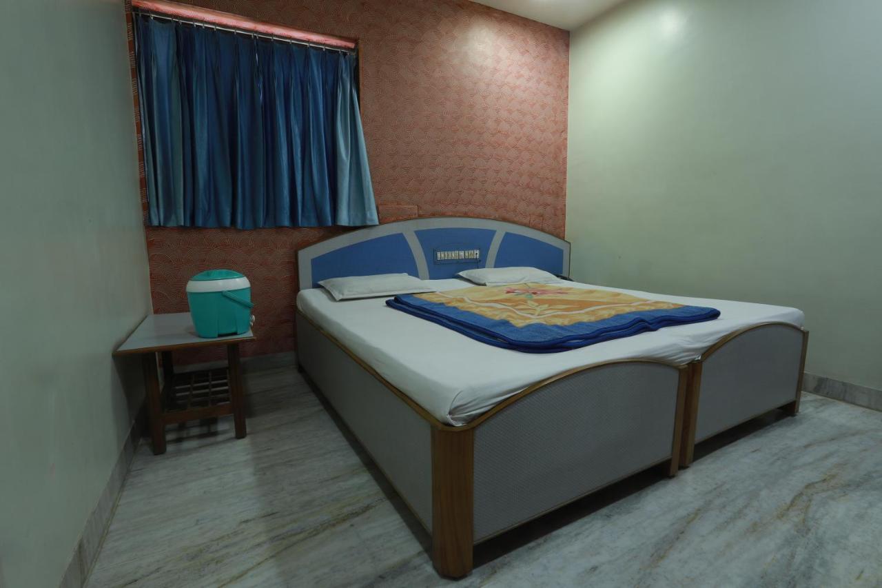 Hotel Darshan Amreli Exterior foto